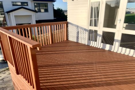 Photo of property in 33 Diana Drive, Glenfield, Auckland, 0627