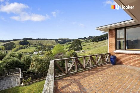 Photo of property in 9 Featherston Street, Macandrew Bay, Dunedin, 9014