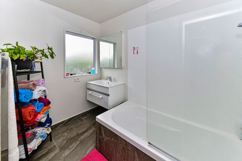 Photo of property in 119 Carnoustie Drive, Wattle Downs, Auckland, 2103