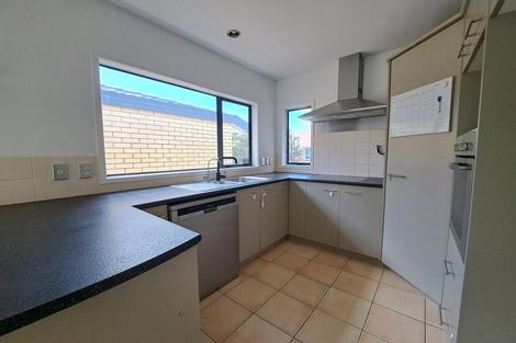 Photo of property in 2/19 Howe Street, Howick, Auckland, 2014