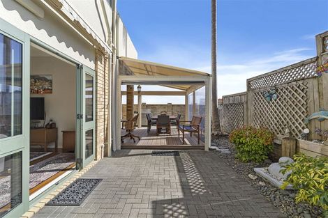 Photo of property in 36a Jane Eyre Drive, Somerville, Auckland, 2014