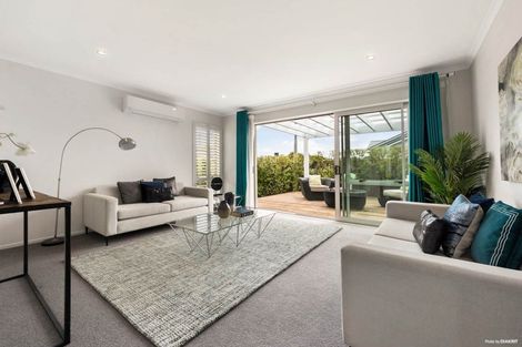 Photo of property in 1 Ambar Ridge Avenue, Massey, Auckland, 0614