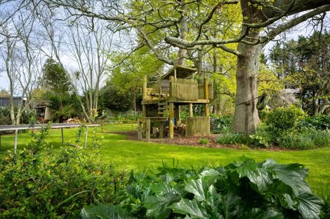 Photo of property in 9 Oak View Place, Newstead, Hamilton, 3287