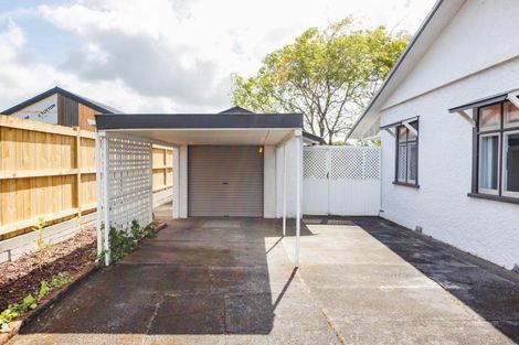 Photo of property in 19 Brightwater Terrace, Terrace End, Palmerston North, 4410