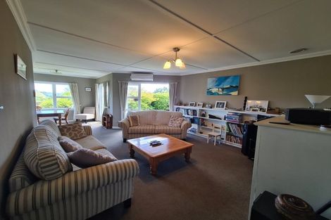 Photo of property in 186 Huatoki Street, Upper Vogeltown, New Plymouth, 4310