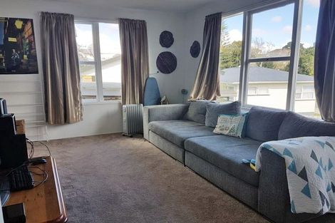 Photo of property in 2/7 Oteha Valley Road, Northcross, Auckland, 0632