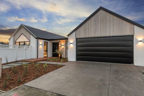 Photo of property in 46 Timara Crescent, Marshland, 8083