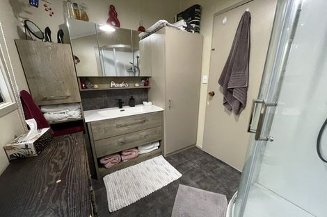 Photo of property in 54 Powells Road, Cable Bay, 0420