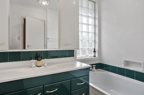 Photo of property in 43 Durham Street, Rangiora, 7400