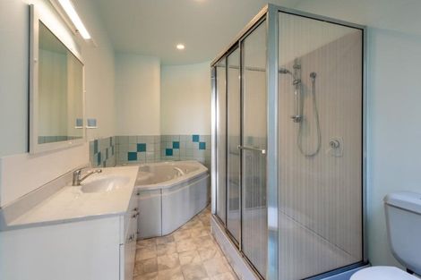 Photo of property in 65 Nevay Road, Miramar, Wellington, 6022