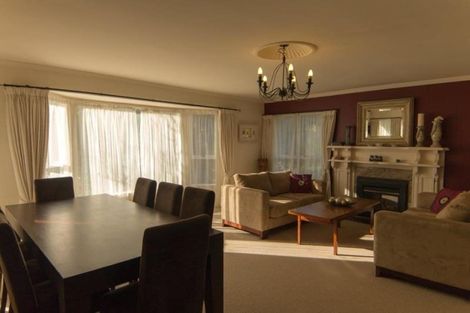 Photo of property in 1 Churton Drive, Churton Park, Wellington, 6037