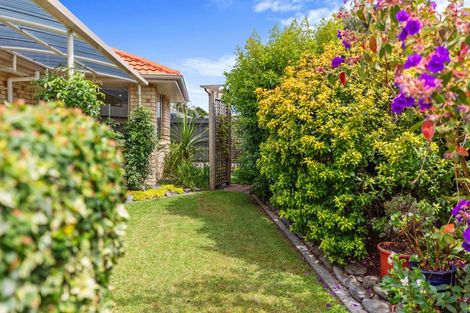 Photo of property in 27 Marshwood Place, Papamoa Beach, Papamoa, 3118