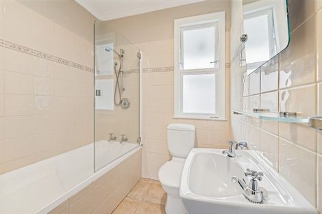 Photo of property in 15 Swansea Street, Hokowhitu, Palmerston North, 4410