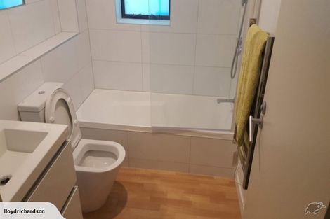 Photo of property in Westhaven Apartments, 2/127 Molesworth Street, Thorndon, Wellington, 6011