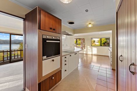 Photo of property in 40 Bosun Terrace, Whitby, Porirua, 5024