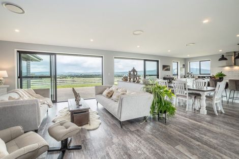 Photo of property in 59 Kahutara Road, Kahutara, 5771