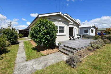 Photo of property in 105 Broadway, Carterton, 5713