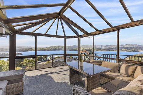 Photo of property in 27a The Anchorage, Whitby, Porirua, 5024