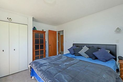 Photo of property in 2/8 Duart Road, Havelock North, 4130