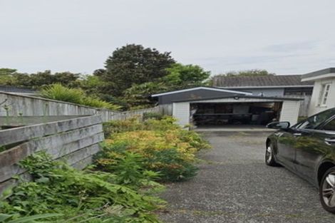 Photo of property in 43 Martin Road, Paraparaumu Beach, Paraparaumu, 5032