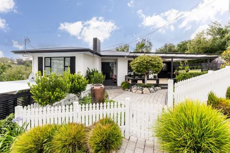 Photo of property in 55 Breadalbane Avenue, Havelock North, 4130
