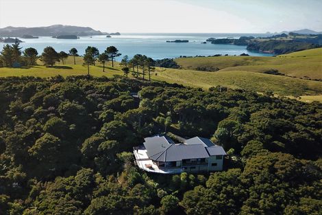 Photo of property in 329 Wharau Road, Kerikeri, 0293