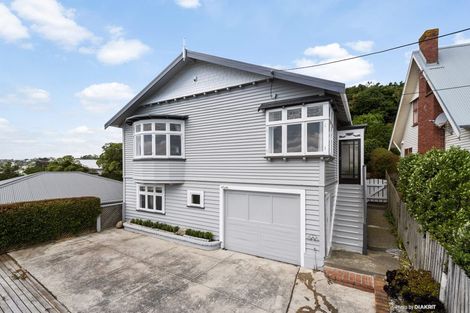 Photo of property in 33 Townsend Road, Miramar, Wellington, 6022