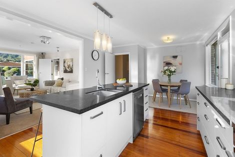 Photo of property in 11 Beauchamp Street, Tawa, Wellington, 5028