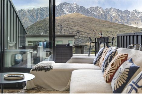 Photo of property in St Andrews Park, 42a Highview Terrace, Queenstown, 9300