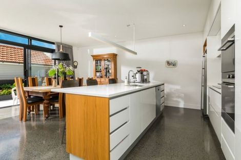 Photo of property in 15 Cochrane Road, Hobsonville, Auckland, 0616