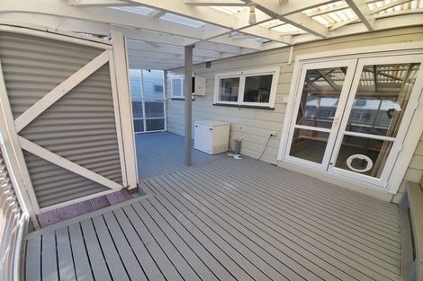 Photo of property in 18 Somerset Avenue, Newtown, Wellington, 6021