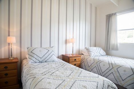 Photo of property in 2 Banks Street, Cooks Beach, Whitianga, 3591