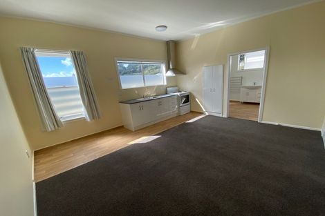 Photo of property in 115 Brougham Street, Westport, 7825