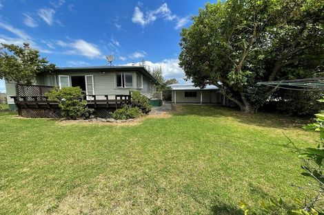 Photo of property in 4 Rathgar Road, Henderson, Auckland, 0610