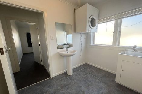 Photo of property in 13 Abel Tasman Avenue, Henderson, Auckland, 0610