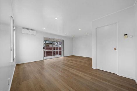 Photo of property in 1/14 Pakira Avenue, Glendene, Auckland, 0602