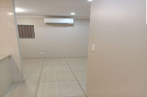 Photo of property in 232 Botany Road, Golflands, Auckland, 2013