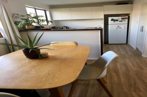 Photo of property in 2/24 Edwin Freeman Place, Ranui, Auckland, 0612