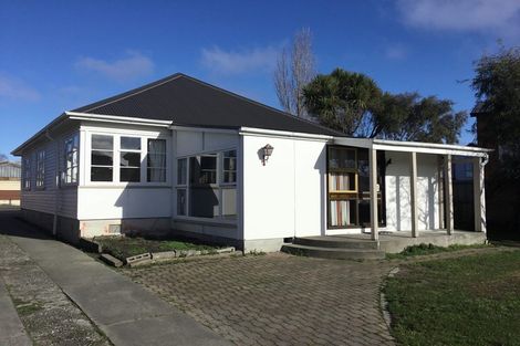 Photo of property in 21 Broadbent Street, Riccarton, Christchurch, 8041
