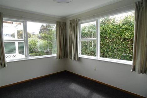 Photo of property in 9 Valkyria Place, Beach Haven, Auckland, 0626