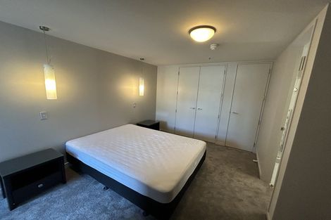 Photo of property in Montreaux Apartments, 4b/164 The Terrace, Wellington Central, Wellington, 6011