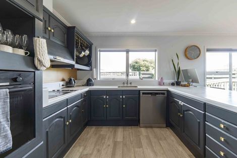 Photo of property in 12 Resthill Crescent, Glenview, Hamilton, 3206