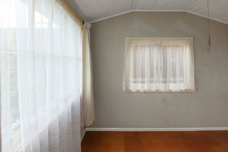 Photo of property in 46 Signal Street, Foxton Beach, Foxton, 4815