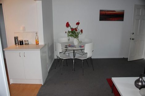 Photo of property in 2/23 Tahi Terrace, Glen Eden, Auckland, 0602