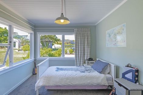 Photo of property in 450 Paremata Road, Pauatahanui, Porirua, 5381
