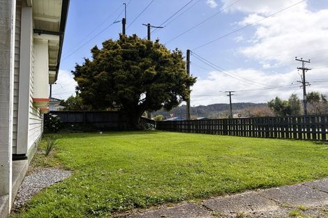 Photo of property in 4 Ohau Street, Dobson, Greymouth, 7805
