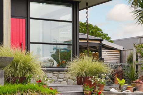 Photo of property in 79b Golf Road, Paraparaumu Beach, Paraparaumu, 5032