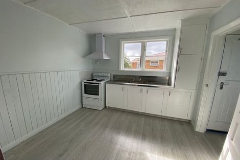 Photo of property in 134 Hakanoa Street, Huntly, 3700