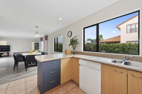 Photo of property in 47 Nielsen Gardens, Rototuna, Hamilton, 3210