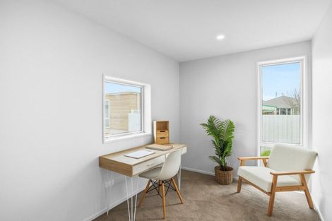 Photo of property in 2/24 Dampier Street, Woolston, Christchurch, 8023